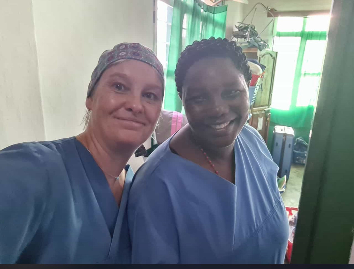 Joint Operations: Jana Hahn und Mary Ste